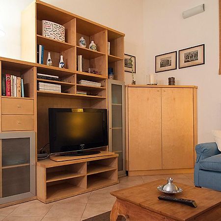 Elegant Apartment In Sant'Ambrogio Milão Exterior foto