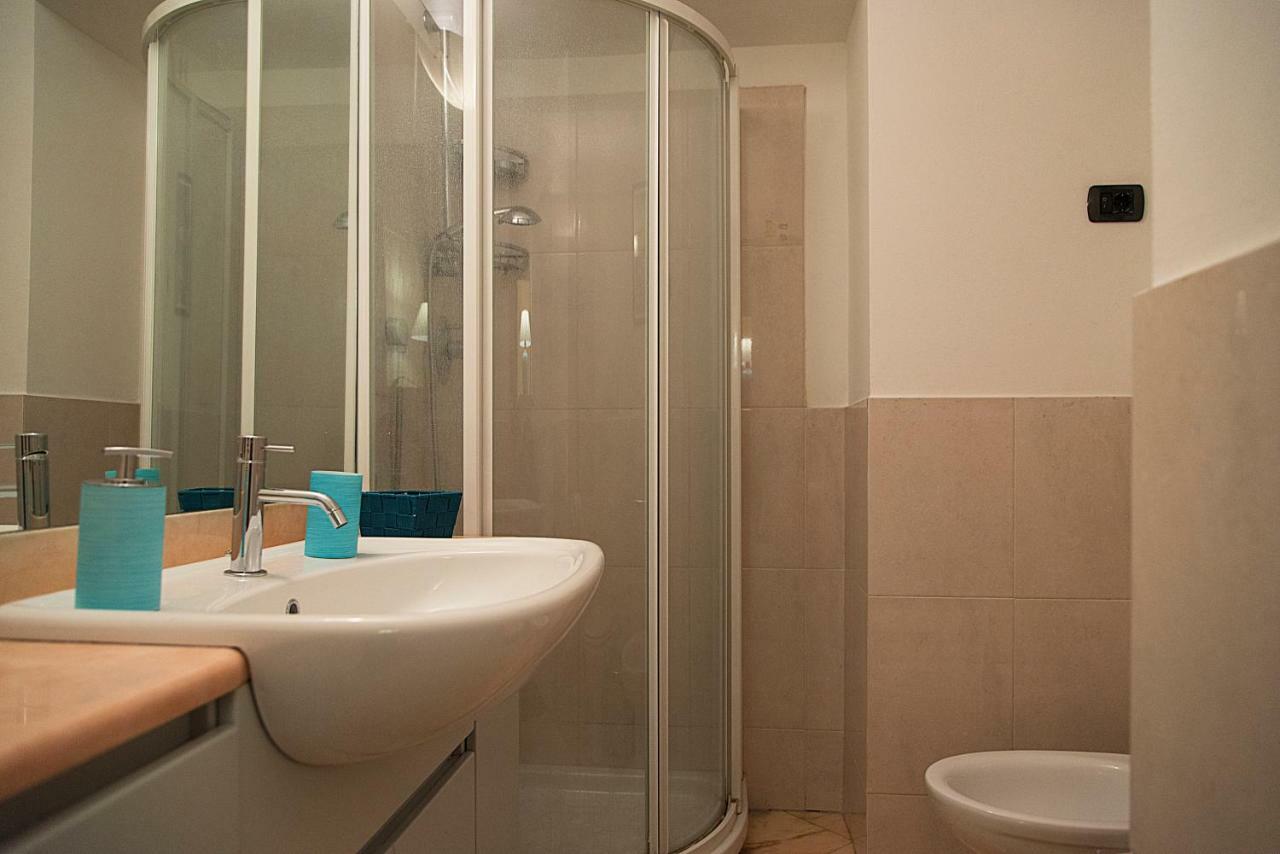 Elegant Apartment In Sant'Ambrogio Milão Exterior foto