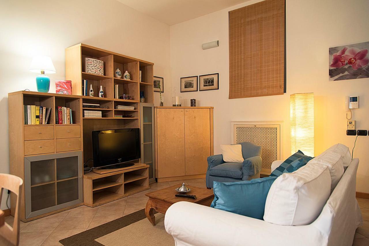 Elegant Apartment In Sant'Ambrogio Milão Exterior foto